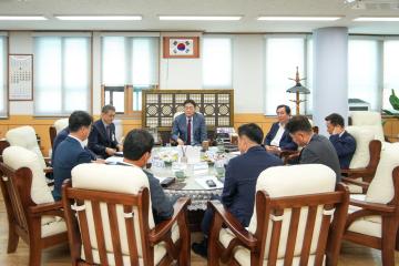 의장단 간담회