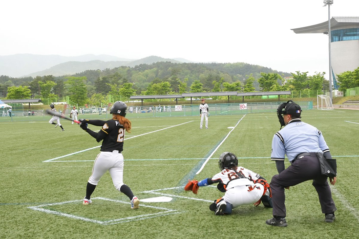 善徳女王杯全国女子野球大会