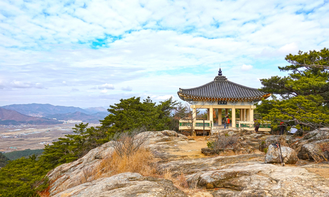 경주 남산 ‘금오정’ 전경