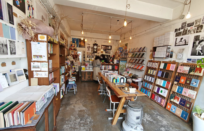 어서어서의 실내 전경