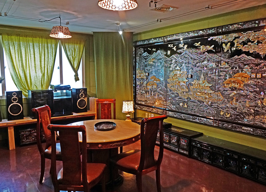 뉴트로 자개갤러리 내부