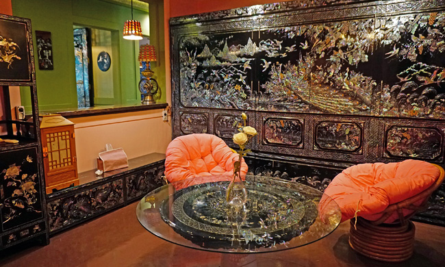 뉴트로 자개갤러리 내부