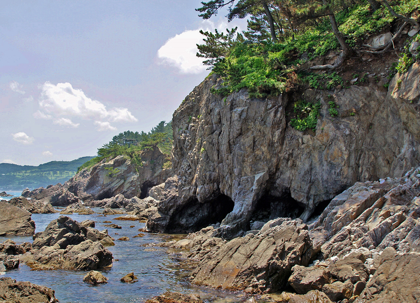 전촌 용굴 전경
