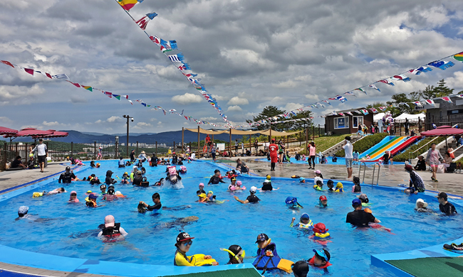 화랑마을 문무야외수영장 물놀이 체험활동