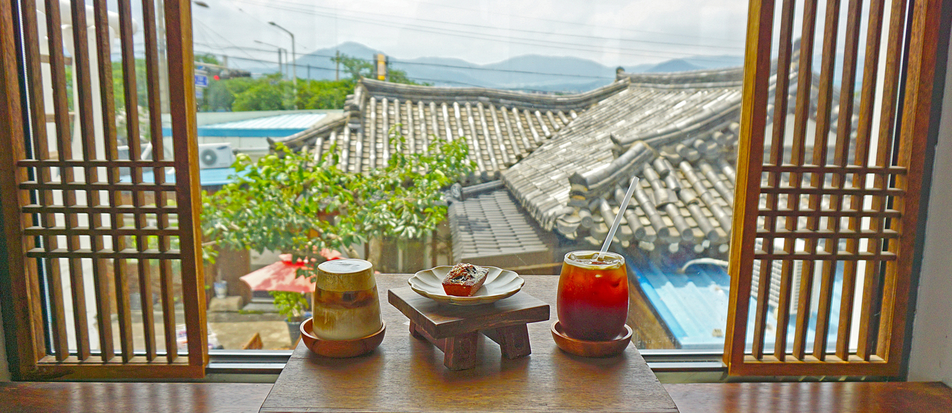 경주 한옥 뷰 카페_다과와