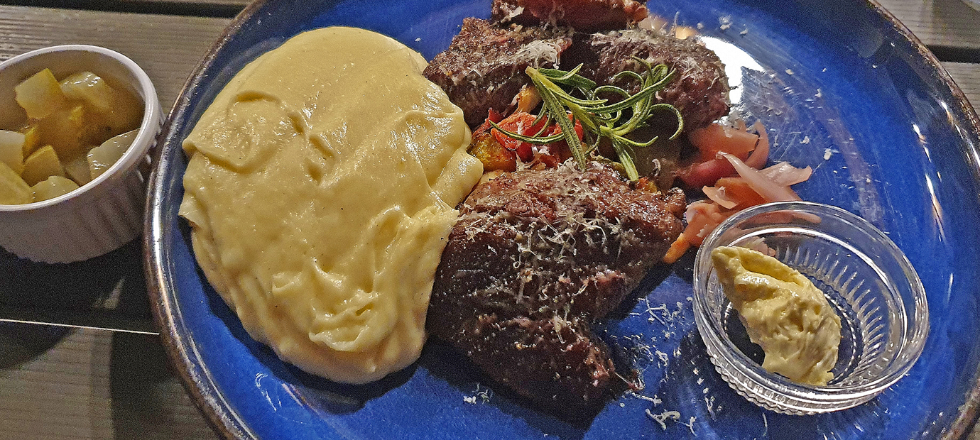 황리단길 세계음식여행 ‘타베르나’ 