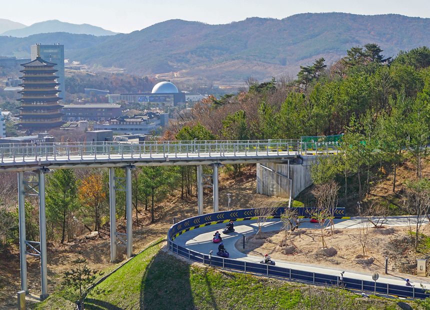사계절 액티비티 ‘경주 루지월드’ 