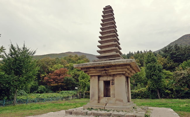 정혜사지 13층 석탑 2