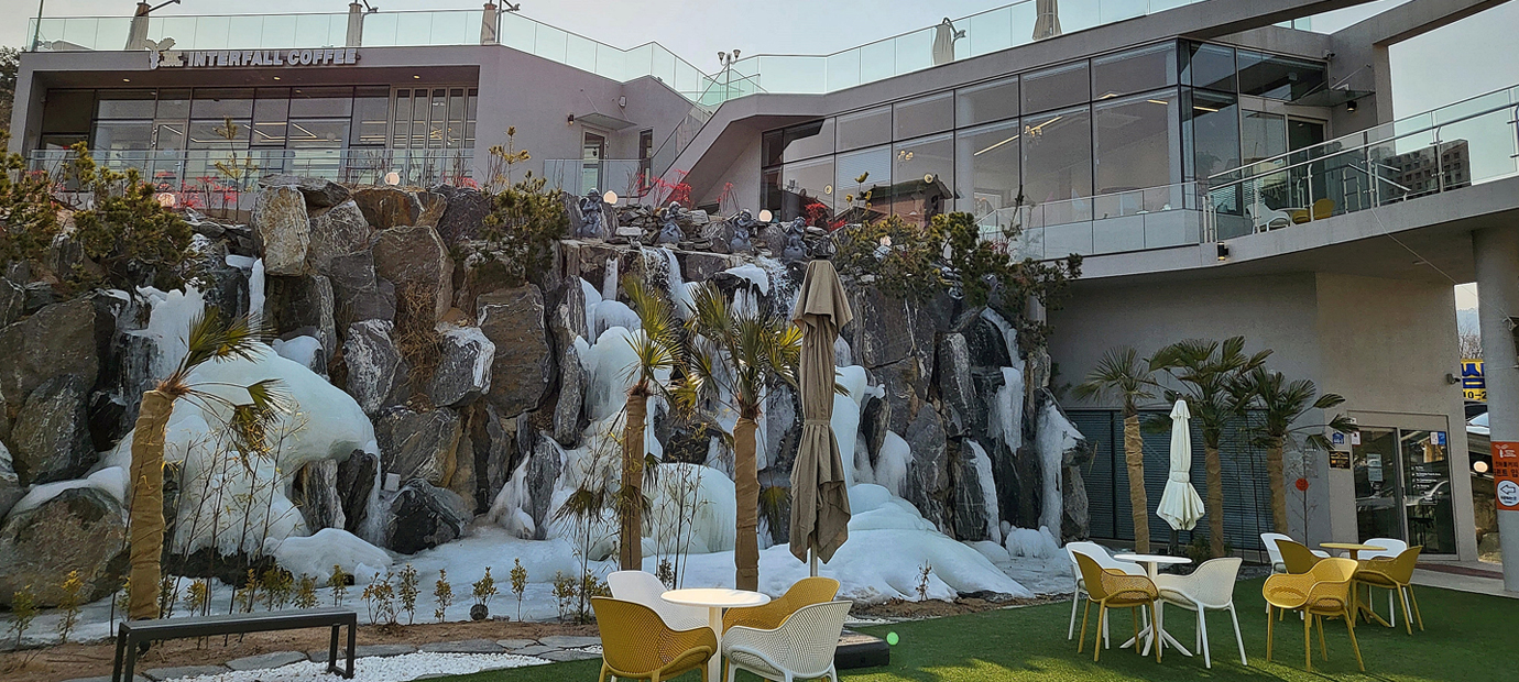 건축상 수상 카페_인터폴 커피