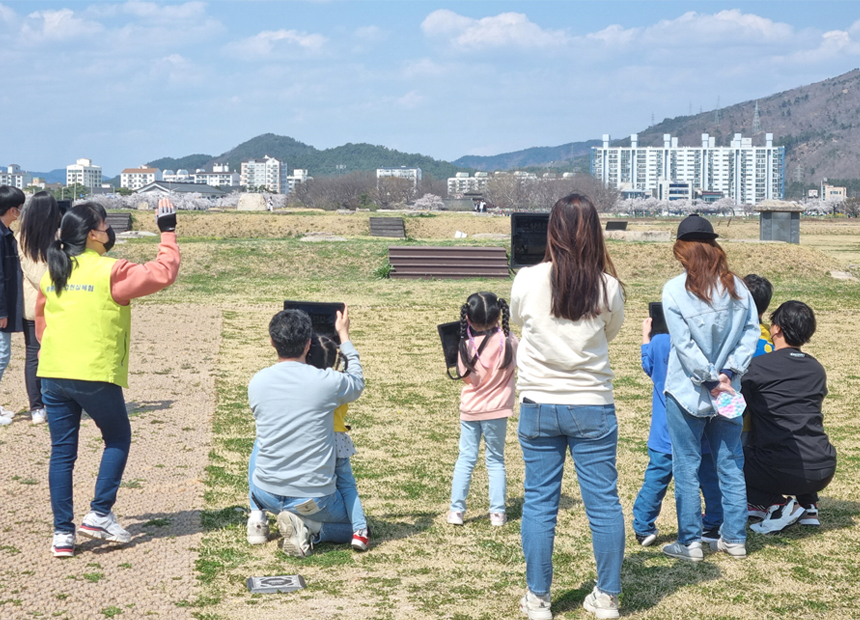 황룡사지 중문과 남회랑 AR체험