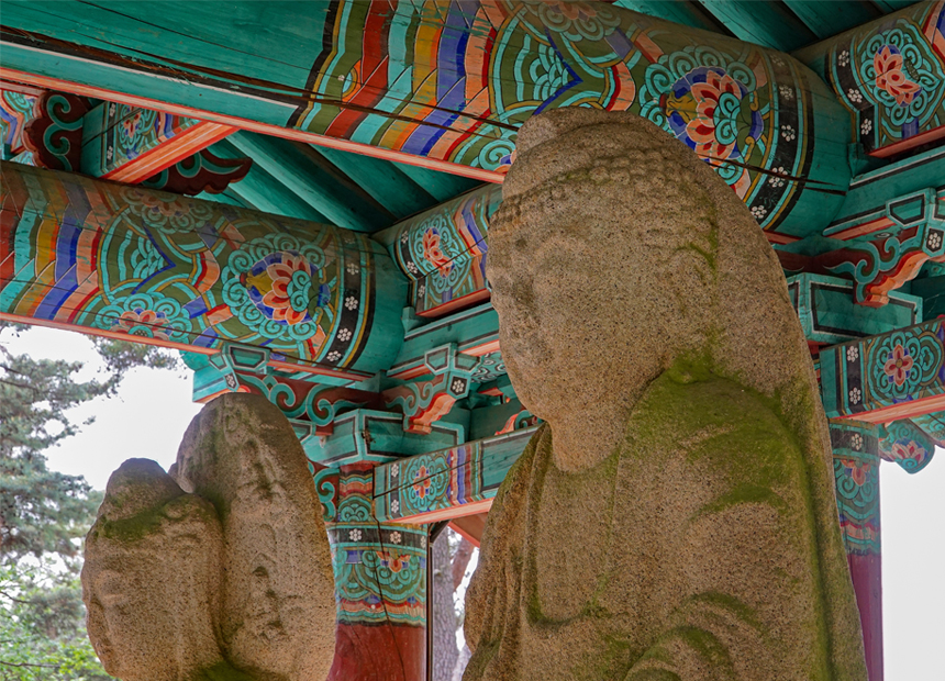 경주 배동 석조여래삼존입상