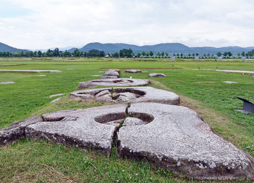 황룡사 마루길 코스 ‘황룡사지’