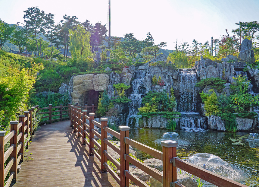 수의지 폭포 포토존