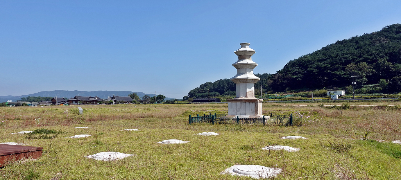 가을에 걷기 좋은 삼릉 가는 길 ‘천관사지’ 