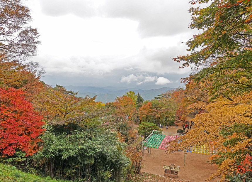 석굴암의 가을 전경