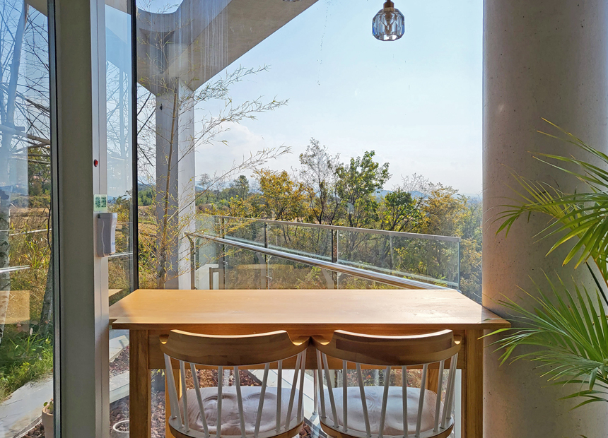 브런치카페 푸릇