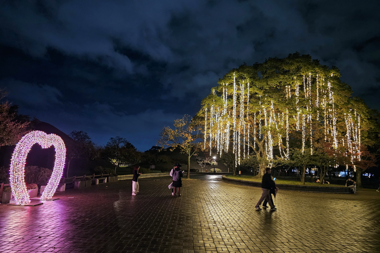 대릉원 미디어아트