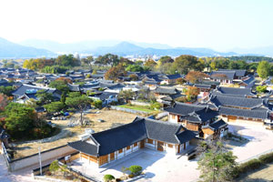 교촌마을 항공사진