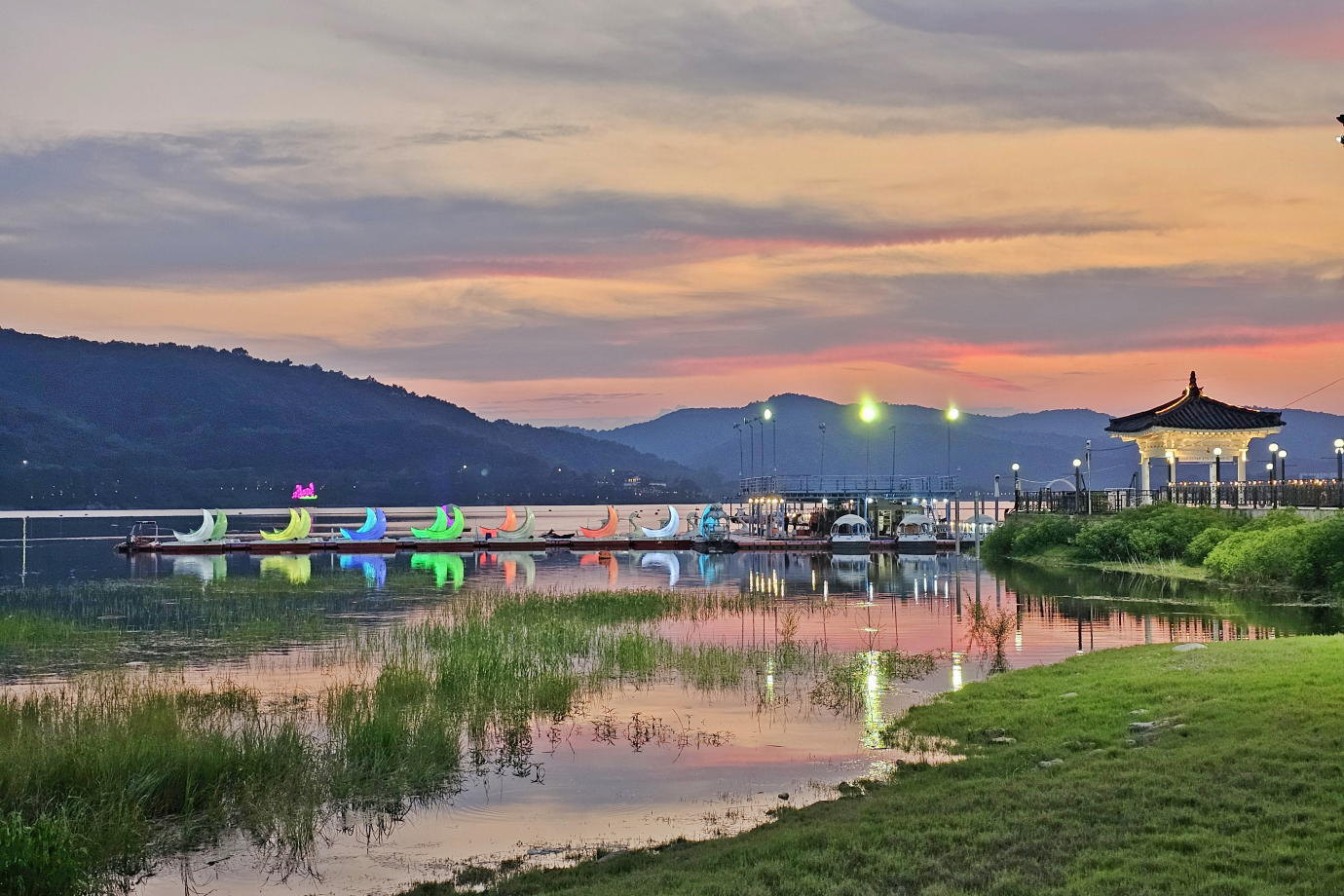 호반광장의 석양