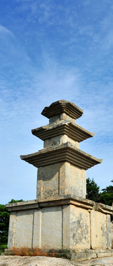 용장사지석탑 이미지