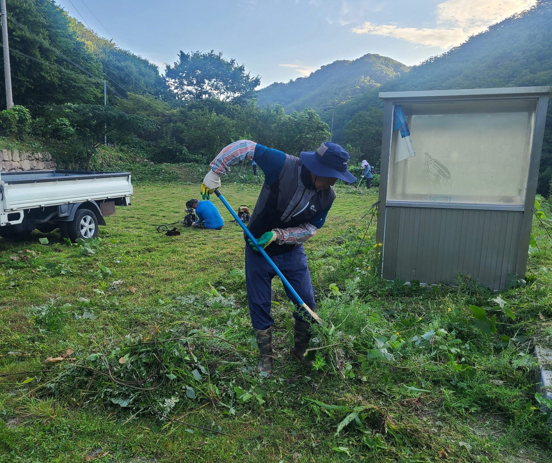 보덕동 새마을지도자협의회, 제초작업 및 환경정비 실시