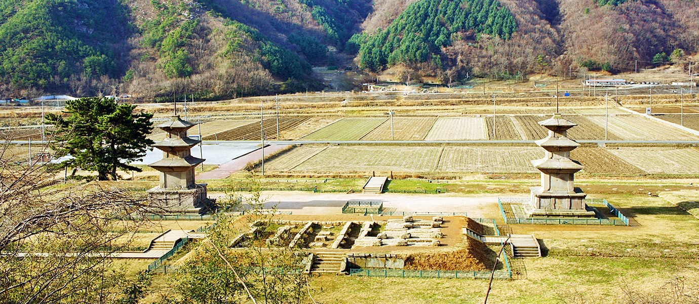 감은사지