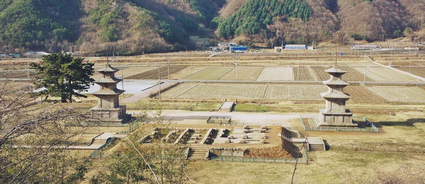 감은사지