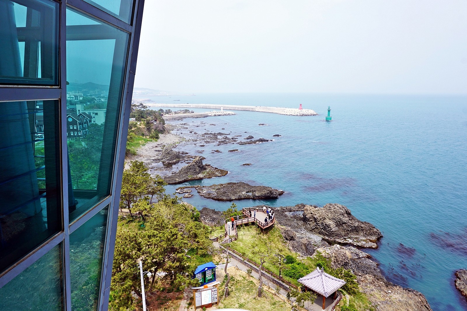 경주 주상절리 전망대에서 아래를 내려다본 모습