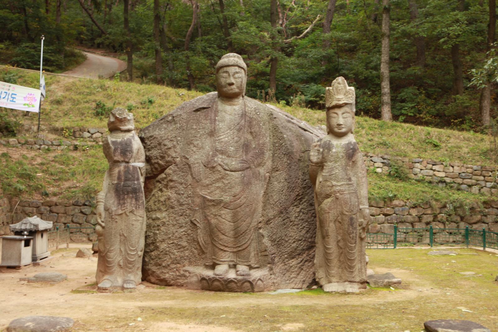 경주굴불사지석조사면불상
