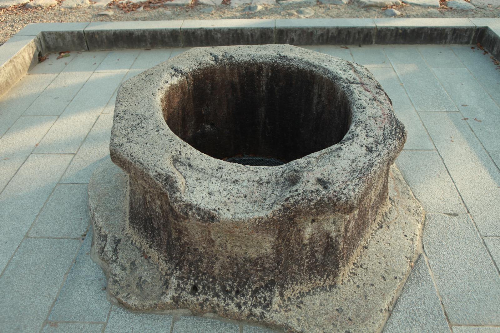 분황사 석정