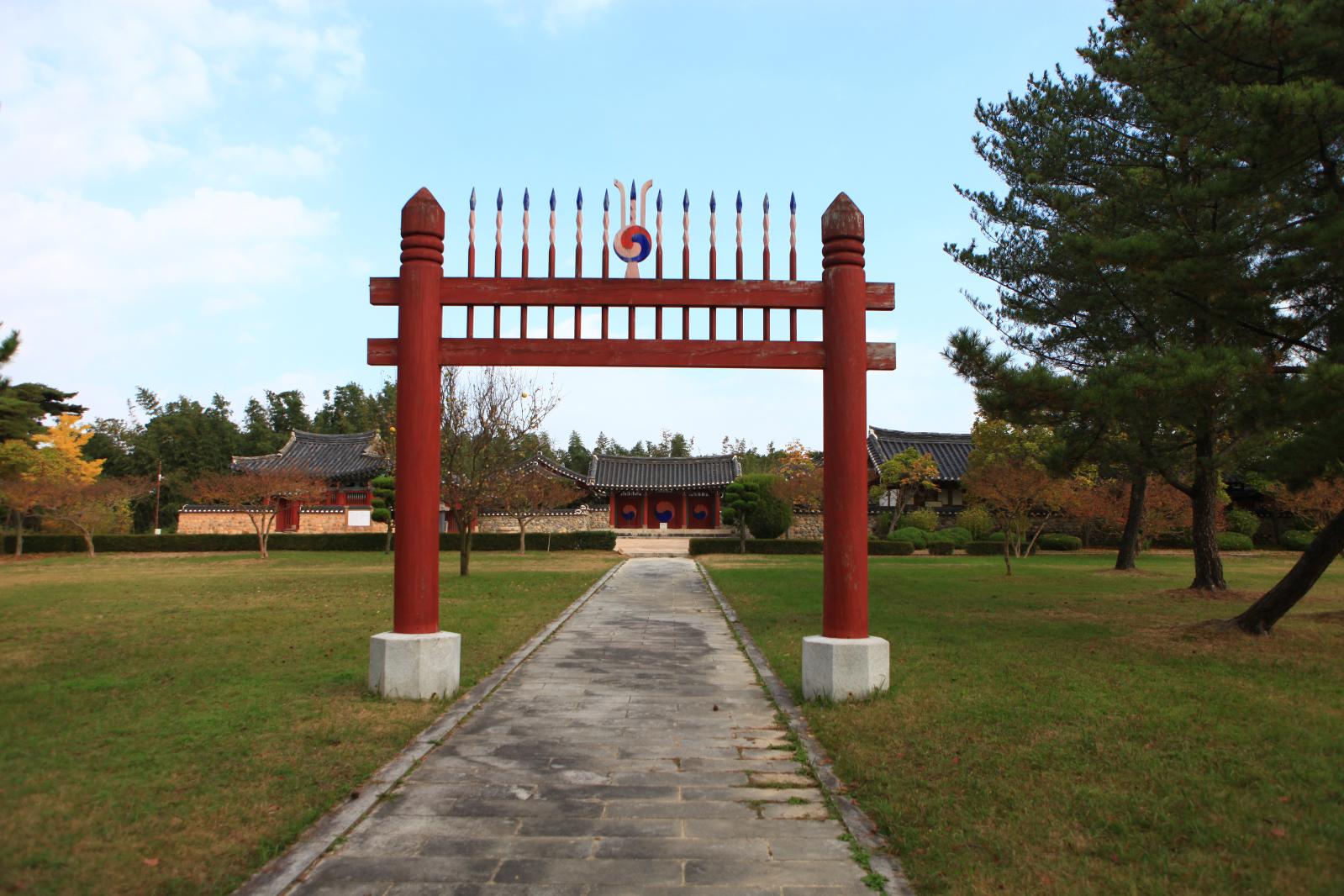 숭덕전