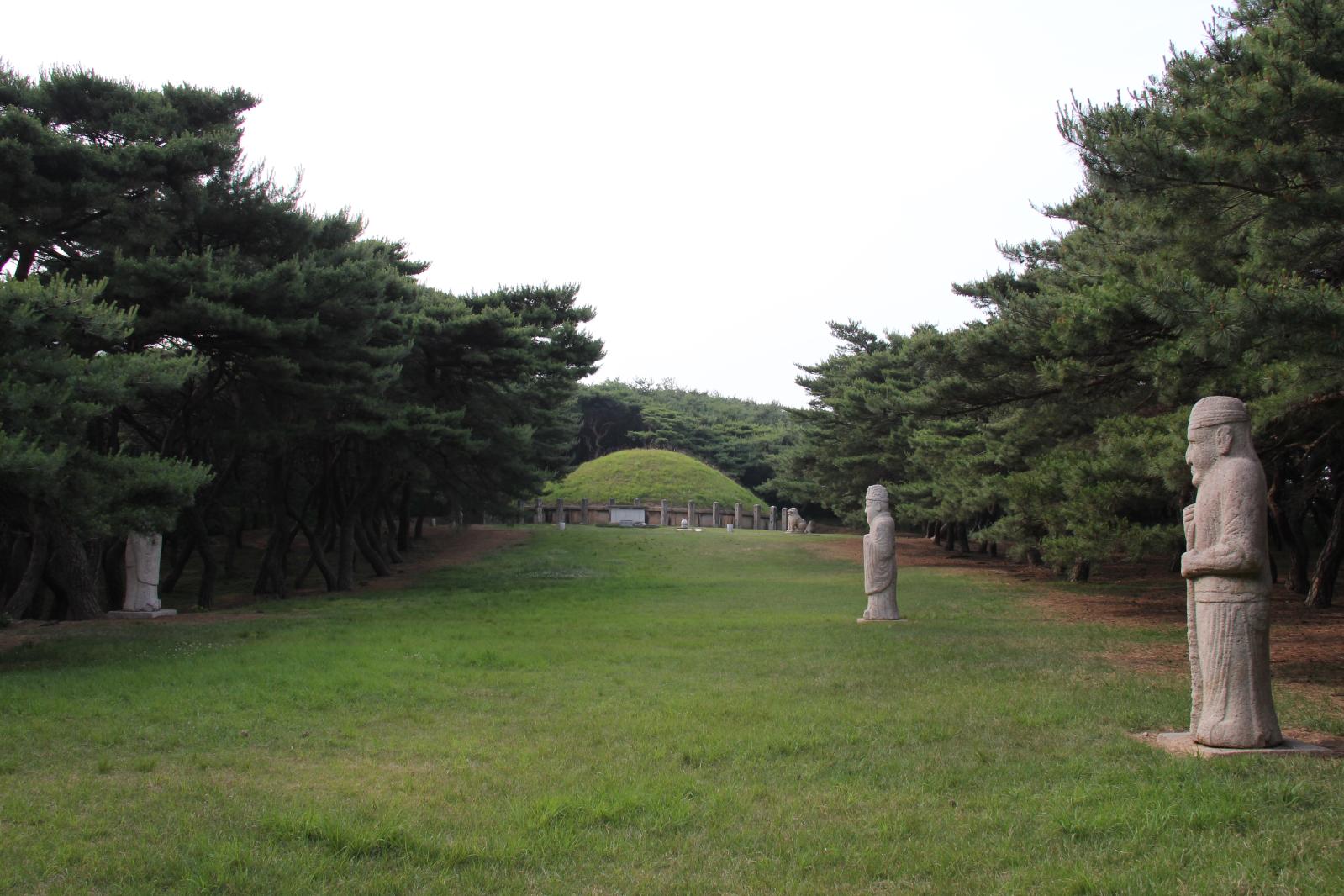 흥덕왕릉15