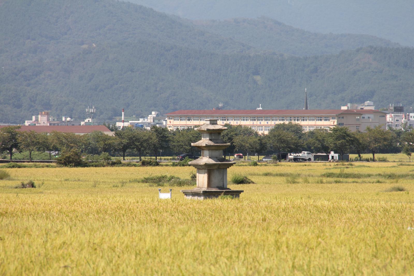 미탄사지삼층석탑2
