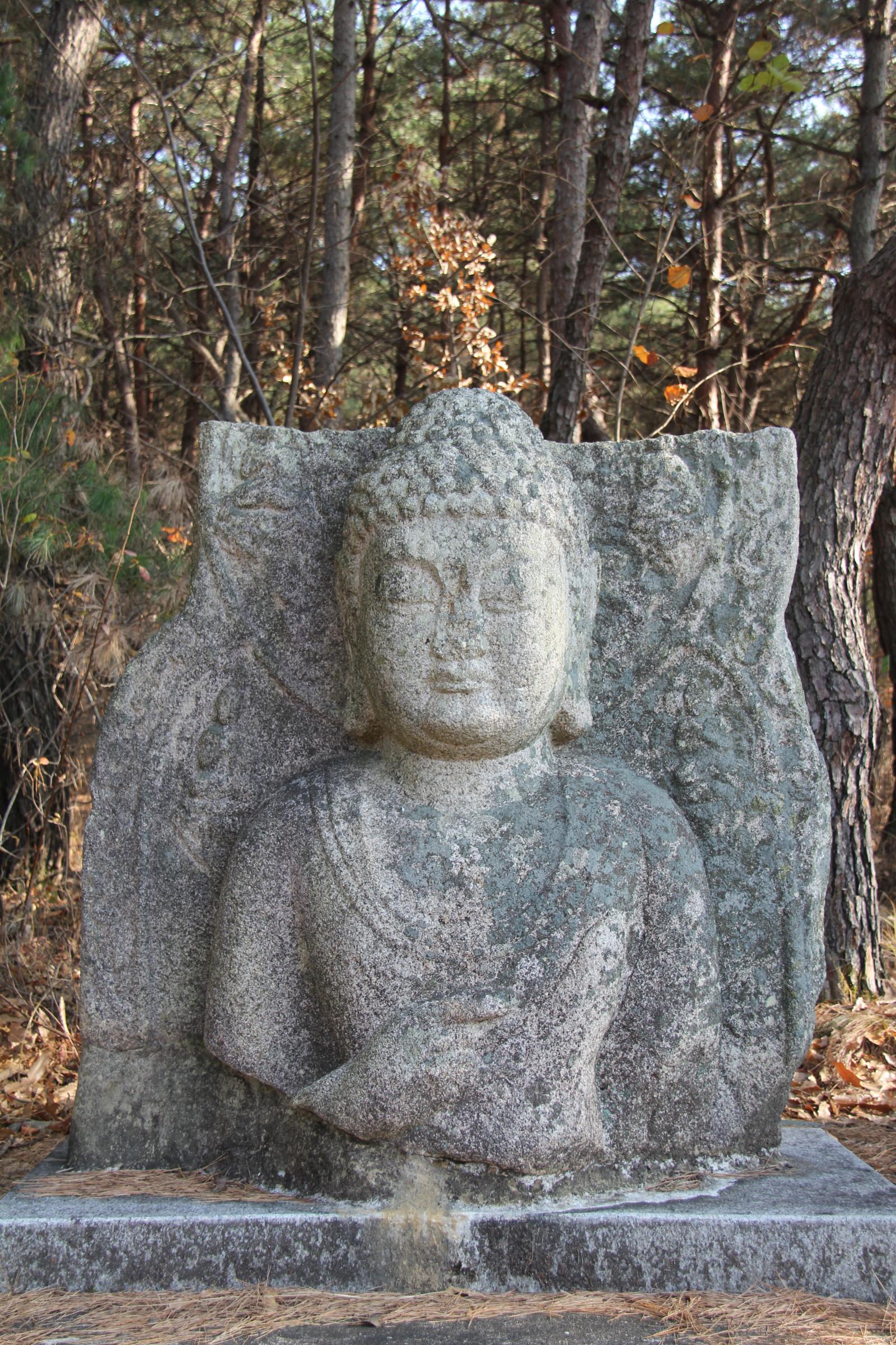남산입곡석불두8