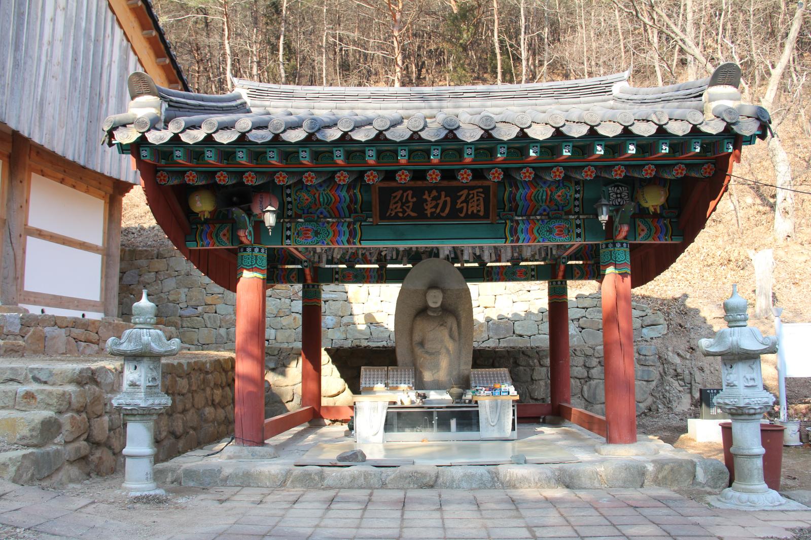 근계리입불상6