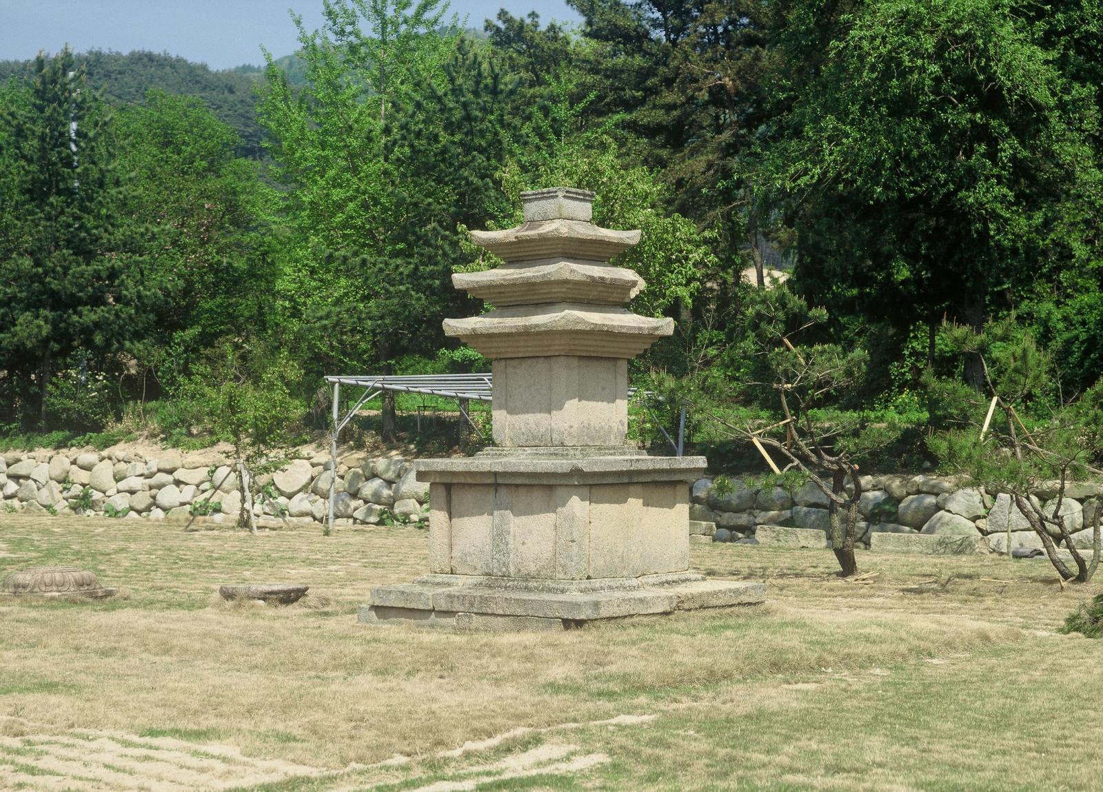 감산사지삼층석탑4