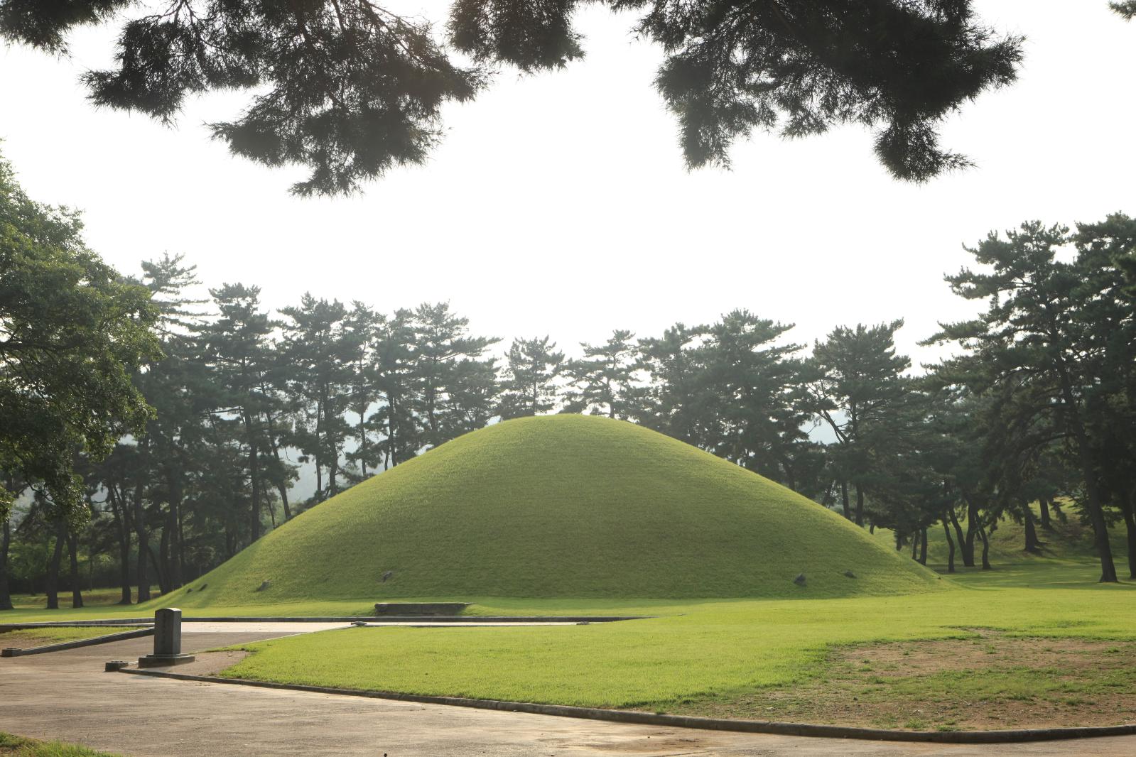 무열왕릉1