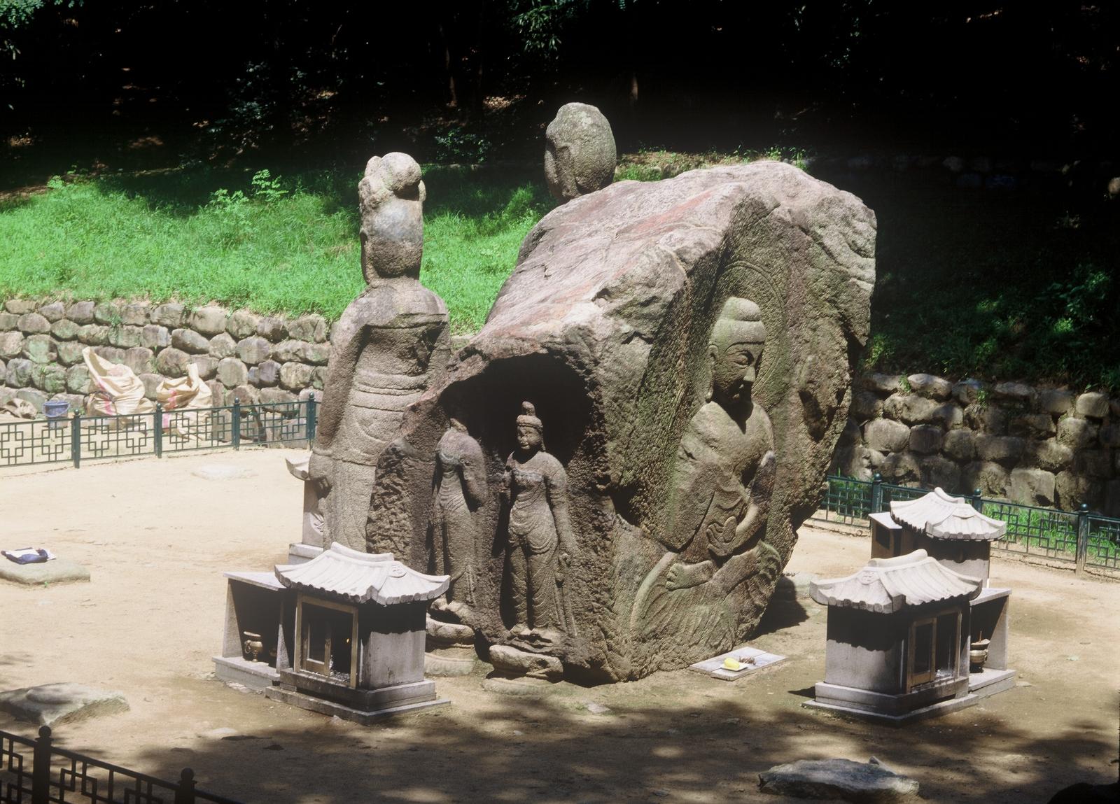 굴불사지사면석불상