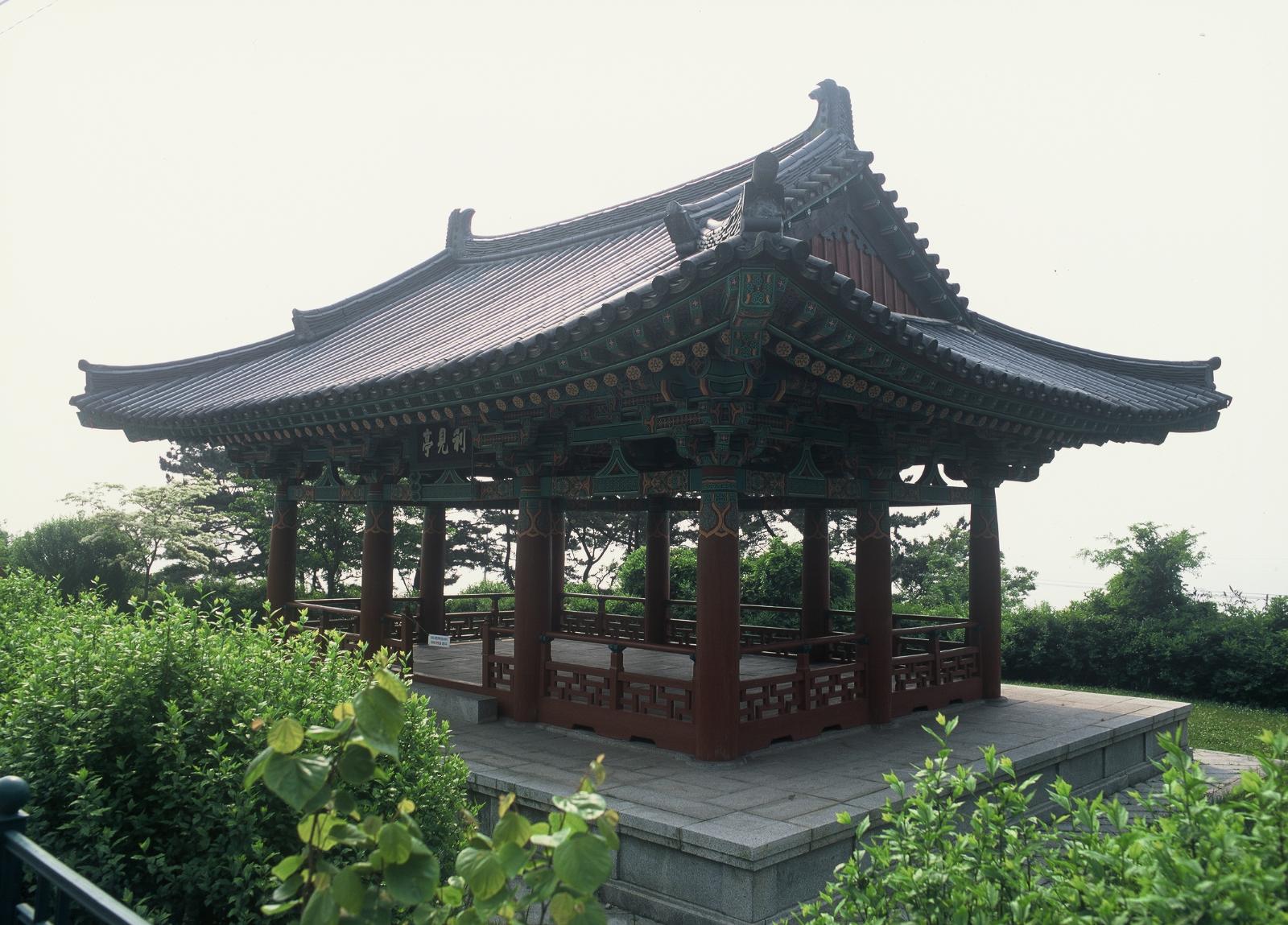 이견대