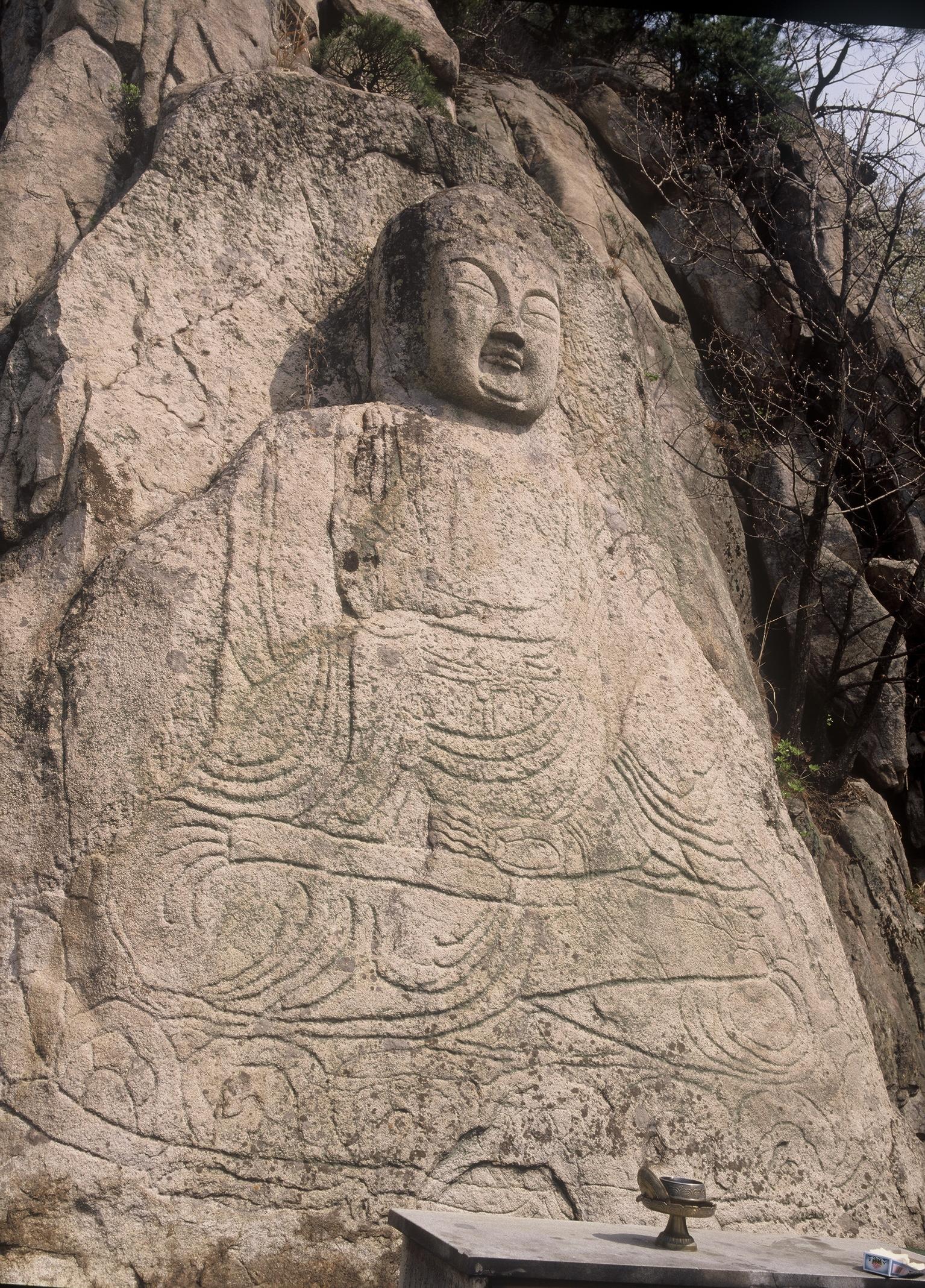 삼릉계곡마애석가여래좌상2
