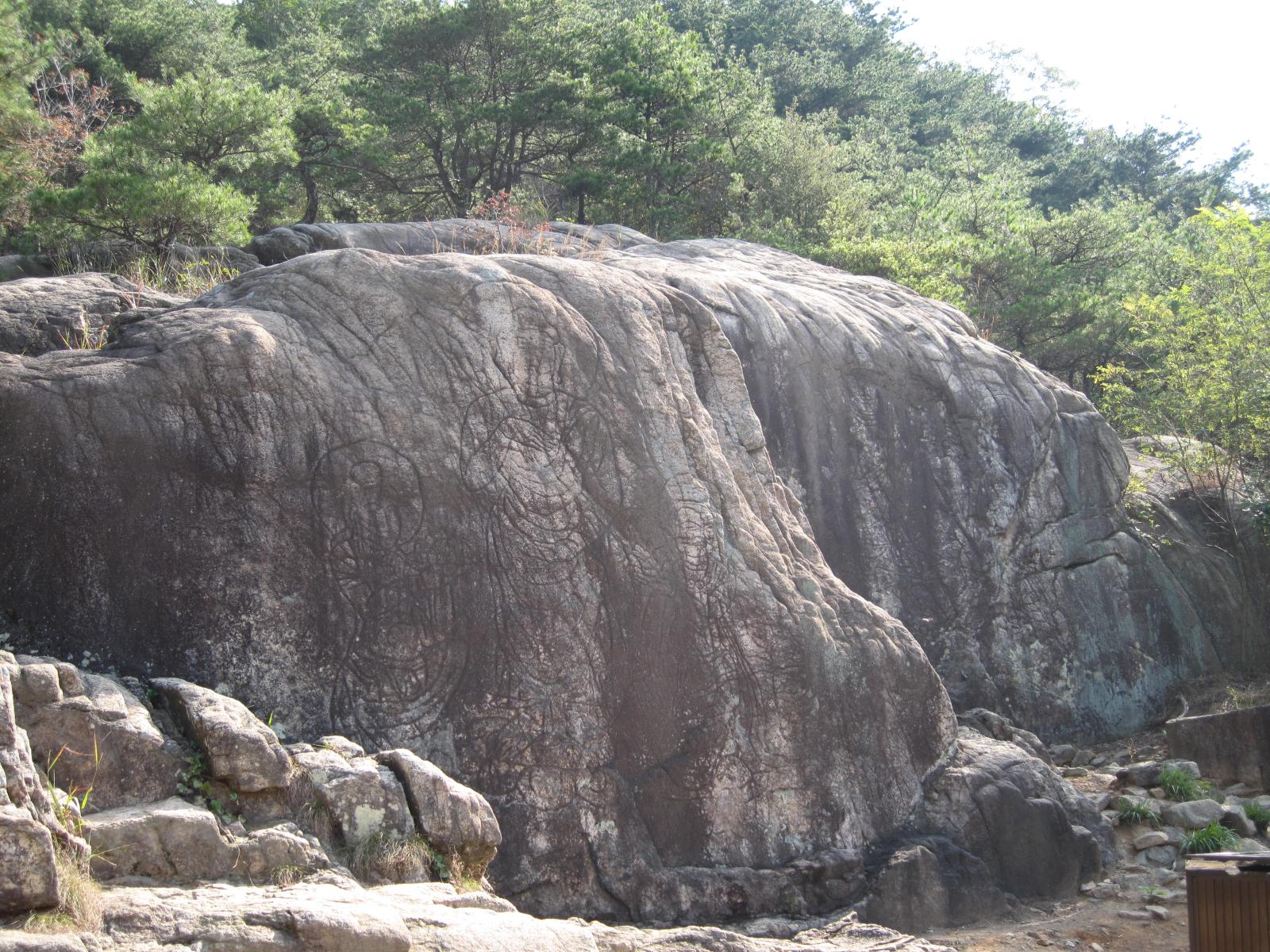 선각육존불