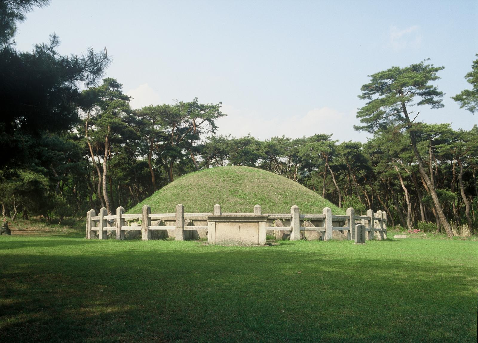 성덕왕릉