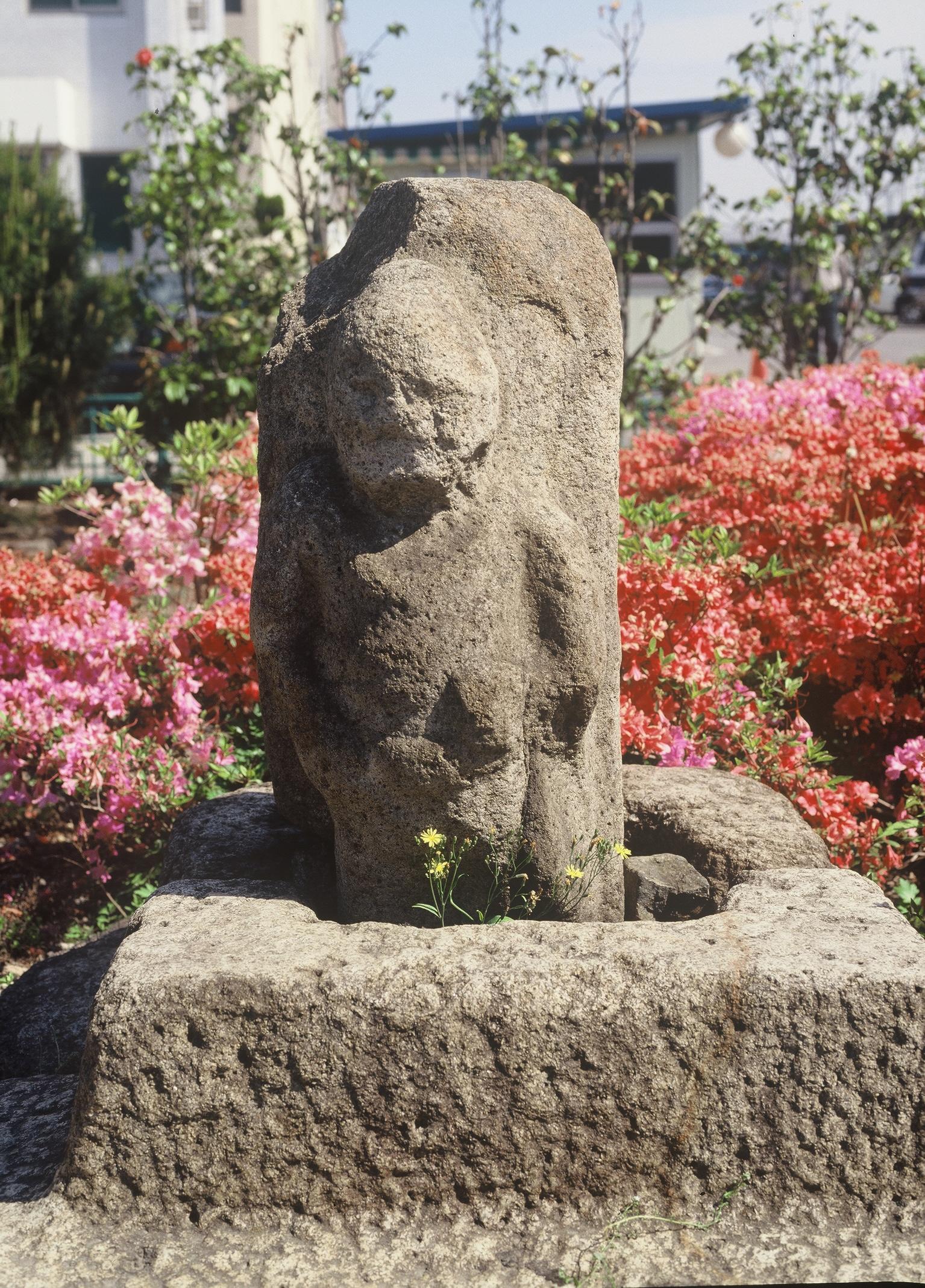 황오동삼층석탑4