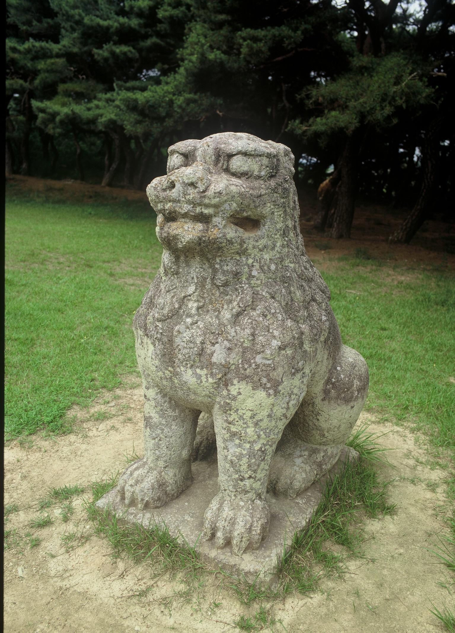 흥덕왕릉8